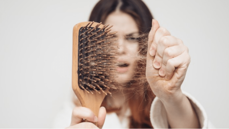 متى يكون من الضروري علاج تساقط الشعر